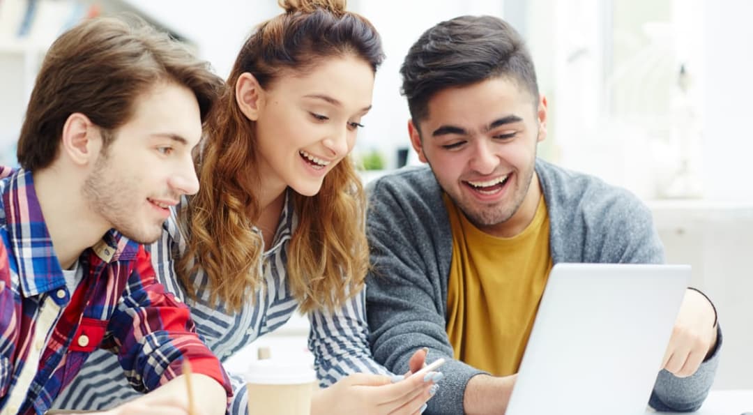 Prórroga para las becas de estudios universitarios durante el curso académico 2019/2020 en las universidades de la C. Valenciana