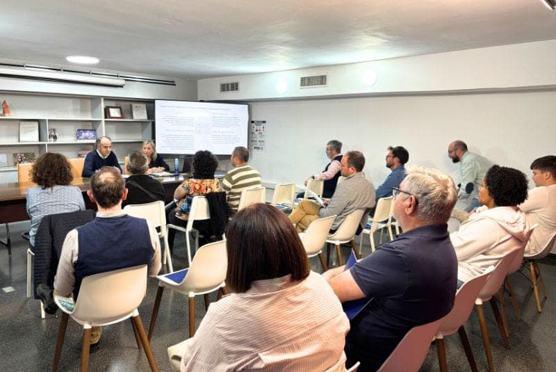 AVAFAM acoge una jornada sobre deducciones y novedades de la Renta 2025