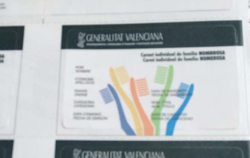 La Generalitat estudiará conceder títulos temporales a las familias numerosas