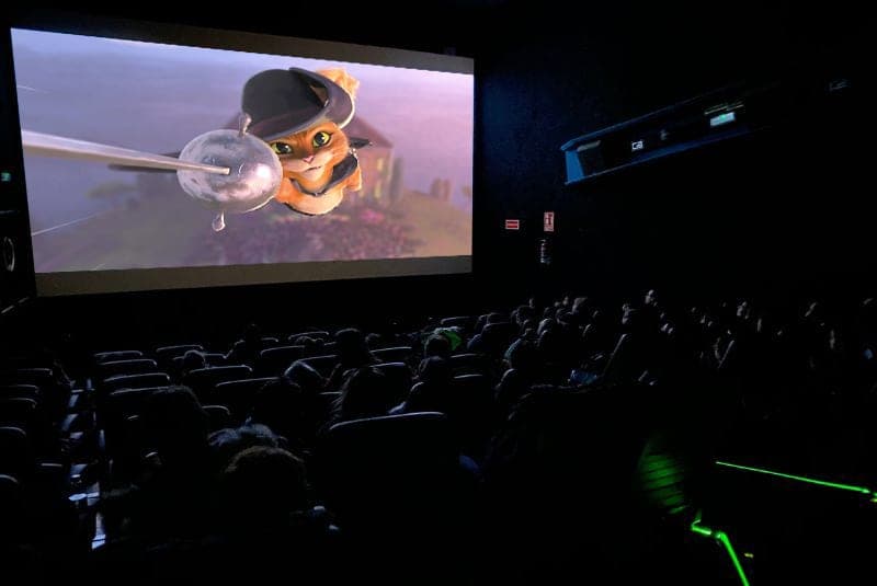 1.000 socios de Avafam disfrutaron de una tarde de cine en familia